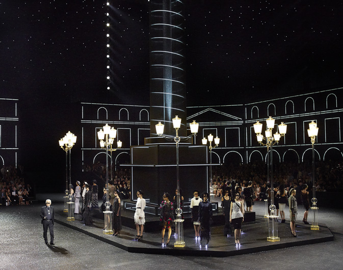 chanel-fall-winter-2011-12-haute-couture-show